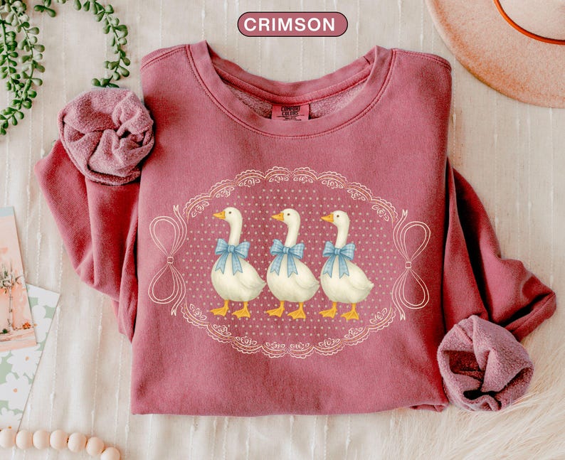 Vintage Country Geese Comfort Colors Sweatshirt Blue 1980s Kitchen Farmhouse Crewneck Silly Goose Lover Tshirt Retro Mama Cottagecore Crimson