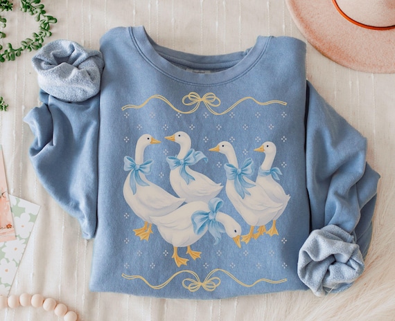 Vintage Country Geese Comfort Colors Sweatshirt Blue 1980s Kitchen Farmhouse Crewneck Silly Goose Lover Tshirt Retro Mama Cottagecore