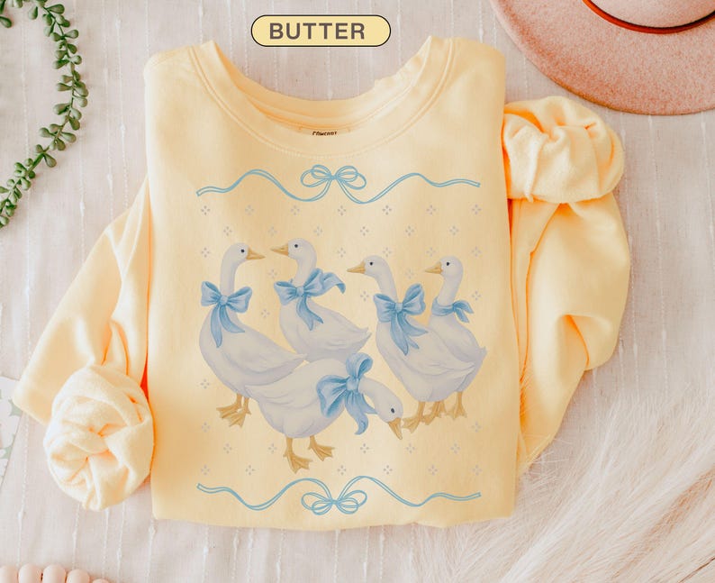 Vintage Country Geese Comfort Colors Sweatshirt Blue 1980s Kitchen Farmhouse Crewneck Silly Goose Lover Tshirt Retro Mama Cottagecore Butter