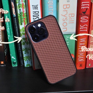 Coque personnalisée inspirée des Vans Coque en caoutchouc unique à semelle gaufrée pour iPhone 15, 14, 13, 12, 11, XR, XS, X Coques iPhone inspirées de la OLD Skool Brown and Black