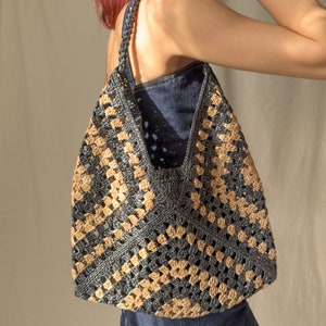 Gehaakte draagtas van raffia, handgemaakte vierkante oma-tas, zomerse netstof strozak, boho-strand en dagelijks gebruik, handgemaakt cadeau voor veganisten