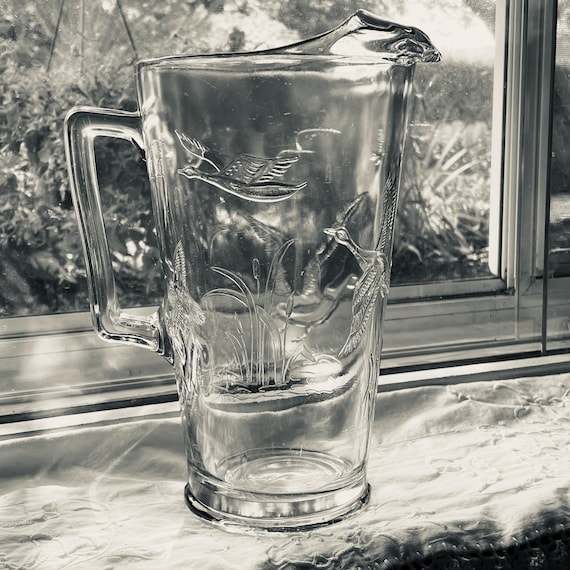 Vintage Jeannette Glass Duck Pitcher: Flying Birds Pattern, Ice Lip Jug