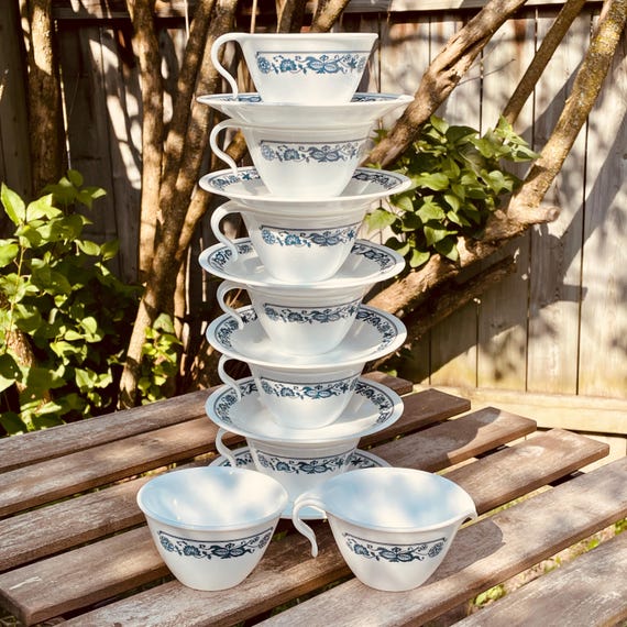 Vintage Corelle Old Town Blue Cup & Saucer Set: 14-Piece Cottagecore Teatime