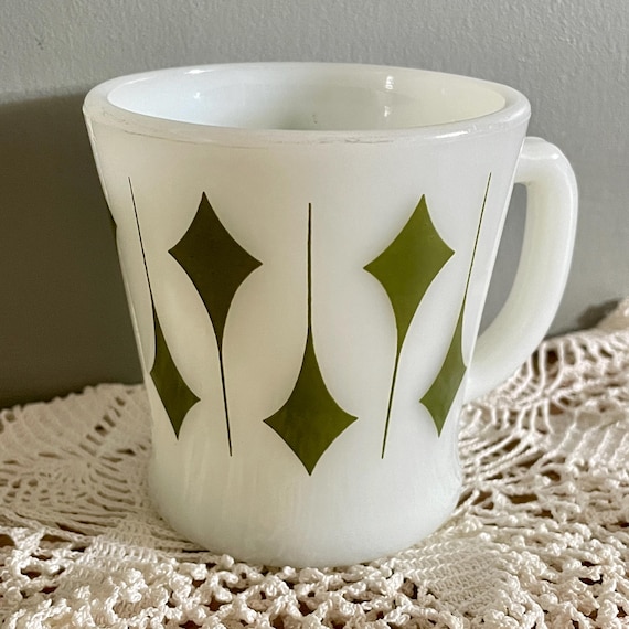 Vintage Fire King Mug: Olive Green Kite Pattern, Mid-Century Collectible - Made in USA
