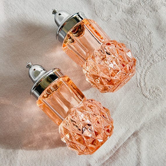 Vintage Diamond Point Pink Salt & Pepper Shakers – Indiana Glass