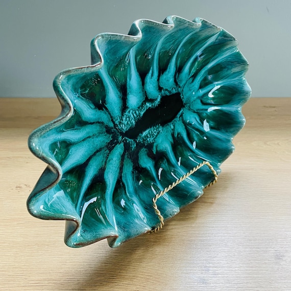 Blue Mountain Pottery Serving Bowl: Mid-Century Modern Teal Drip Glaze