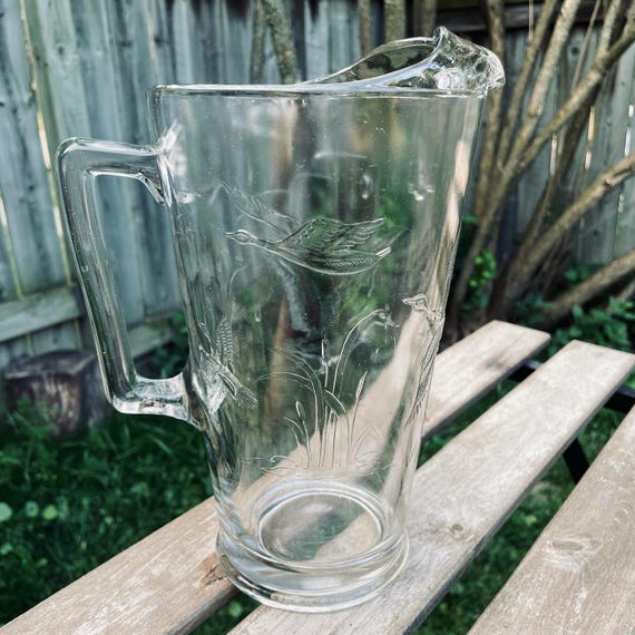 Jeannette Glass Pitcher • Flying Birds Mallard Duck Pattern • Clear Vintage Pressed Glass • Cottagecore Cabin Decor • Ice Lip Jug 1950s
