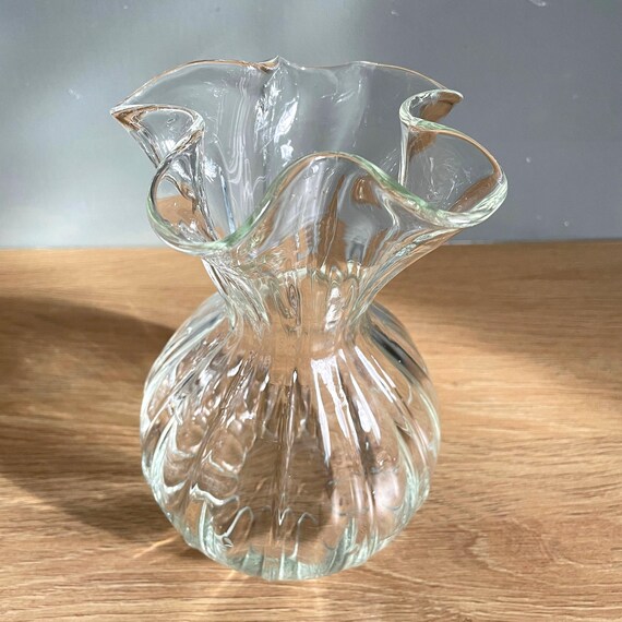 Elegant Clear Glass Vase - Handmade Floral Decor Centrepiece - Modern Vintage Tabletop Art