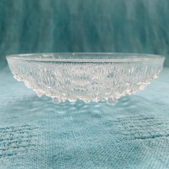 Ice Glass Bonbon & Candy Dish - Ice Crystal Patterned Small 5-1/2" Decorative Bowl for Mints and Candies