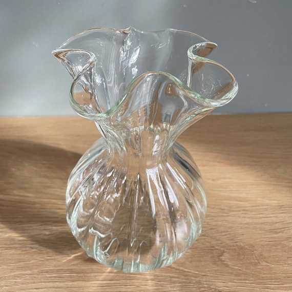 Decorative Vase Hand Blown Clear Glass Art Glass Mid Century Modern Decor Flowers Floral Centrepiece Modern Contemporary Vintage Tableware