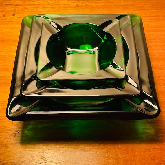 Anchor Hocking Forest Green Ashtray Set: Mid-Century Modern Nesting Glass
