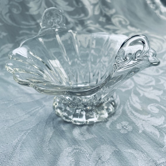 Antique 1920s Bonbon Candy Dish Basket Janice Pattern Crystal Clear by New Martinsville Glass Company Elegant Depression Glass Tableware