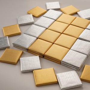 50 Silber- oder Goldfolie Milchschokolade Neapolitaner, minimalistische Pralinen, Verlobungsgeschenke