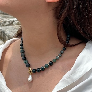 Moss Agate Necklace with Pearl Pendant Handmade Gemstone Choker, Dainty Pearl Jewelry, Toggle Clasp, Beaded Necklace, Unique Gift for Her