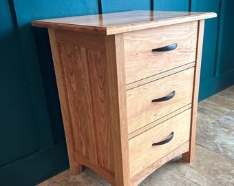 Shaker Nightstand - Handcrafted 3-Drawer Wooden Bedside Table, Elegant Storage Solution, Perfect Housewarming Gift