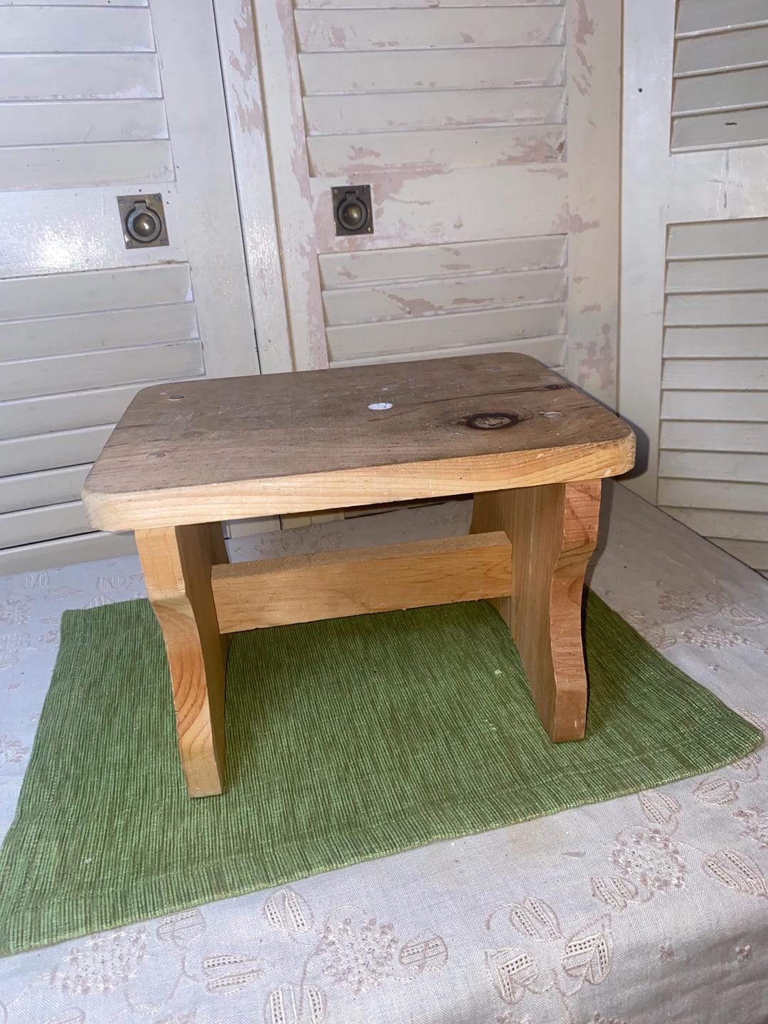 Vintage Wooden Step Stool Primitive Farmhouse Foot Stool Rustic ...