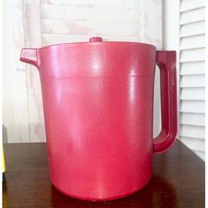 Vintage Tupperware Red Pitcher with Lid, Retro Plastic Drink Pitcher, Mid Century Kitchenware, 70s 80s Tupperware, Picnic Serving Jug
