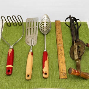 Vintage Red Handle Kitchen Utensil Lot with Hand Egg Beater, Potato Masher, Slotted Spatula & Pierced Serving Spoon, Farmhouse Decor