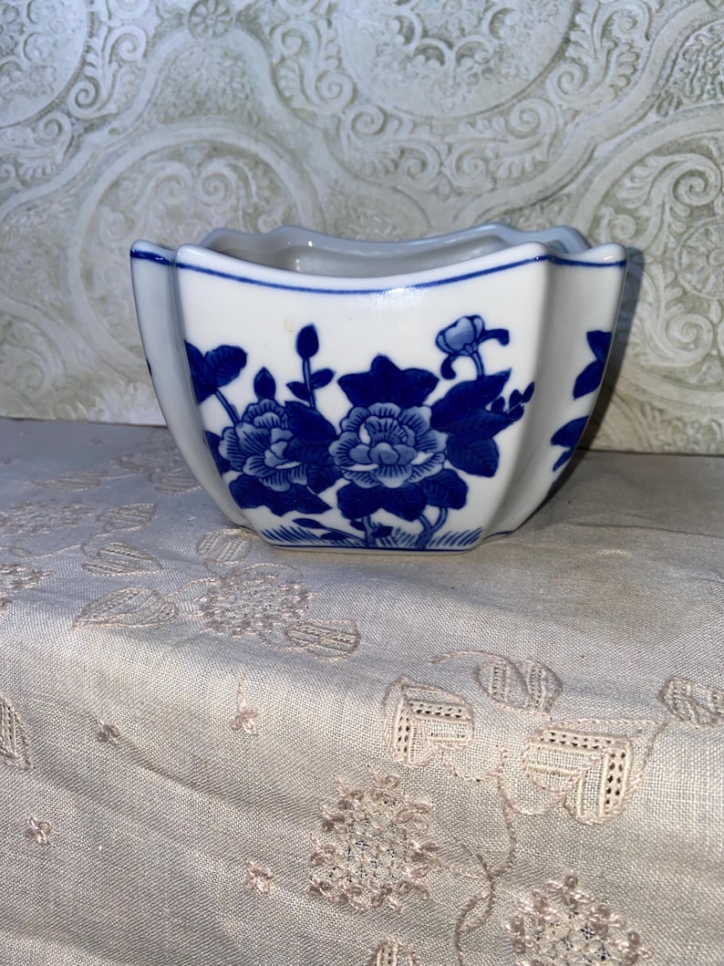Vintage Blue and White Chinoiserie Planter Decor Porcelain Bowl ...