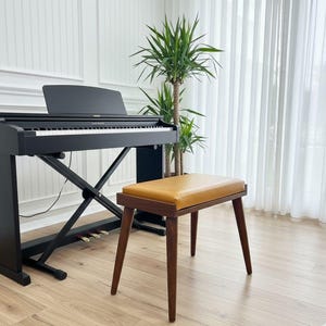 Handmade Chestnut Wood Piano Bench: Modern Entryway Bench