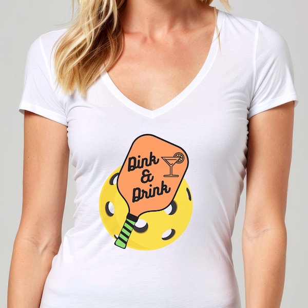 Dames V-hals grappig Pickleball 'Dink & Drink' T-shirt, Morsom Pickleball V-hals T-shirt voor dames, grappige dames Pickleball cadeau