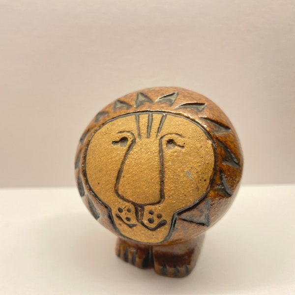 Vintage Lisa Larson Gustavsberg ceramic lion lejon (small) - Retro Mid-Century stoneware collectible