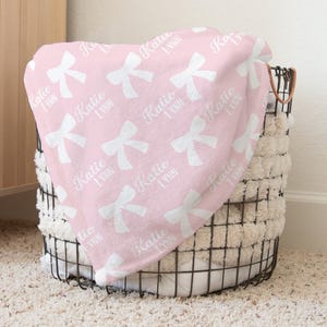 Personalized Pink Bow Baby Name Blanket, Custom Coquette Aesthetic Baby Girl Blanket, Coquette Nursery Décor Theme, Baby Shower Gift,Toddler