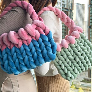 Soft Velvet Shoulder Bag with Chunky Yarn zdjęcie 2