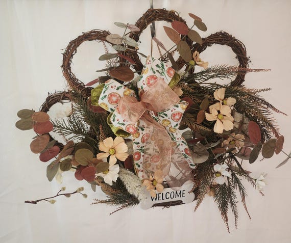 peach colored paw print wreath