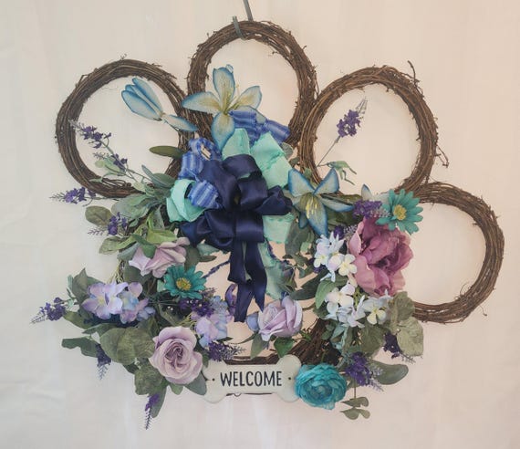 Paw Print Wreath with Purple and Blue Flowers and Welcome Sign