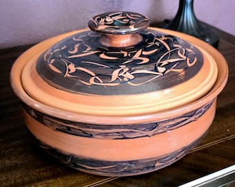 Studio pottery lidded baking dish- made by Better Clay Than Never-Baltimore, Md