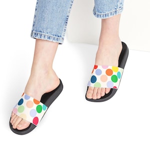 Beach Slides, Summertime Slide Shoes Women&#39;s Removable-Strap Sandals