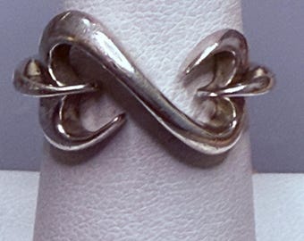 Designer Jane Seymore  Signed  Size 7 Sterling Silver Open Hearts Ring