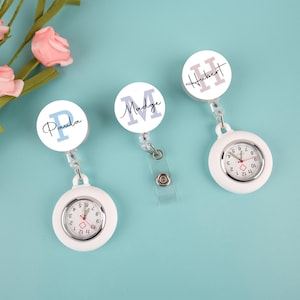 Personalisierte Ausweisrolle, benutzerdefinierte Krankenschwester einziehbarer Ausweishalter Krankenschwester ID Karabiner Lanyard Ausweisclip Rn Id Ausweis Personal Geschenk Stethoskop