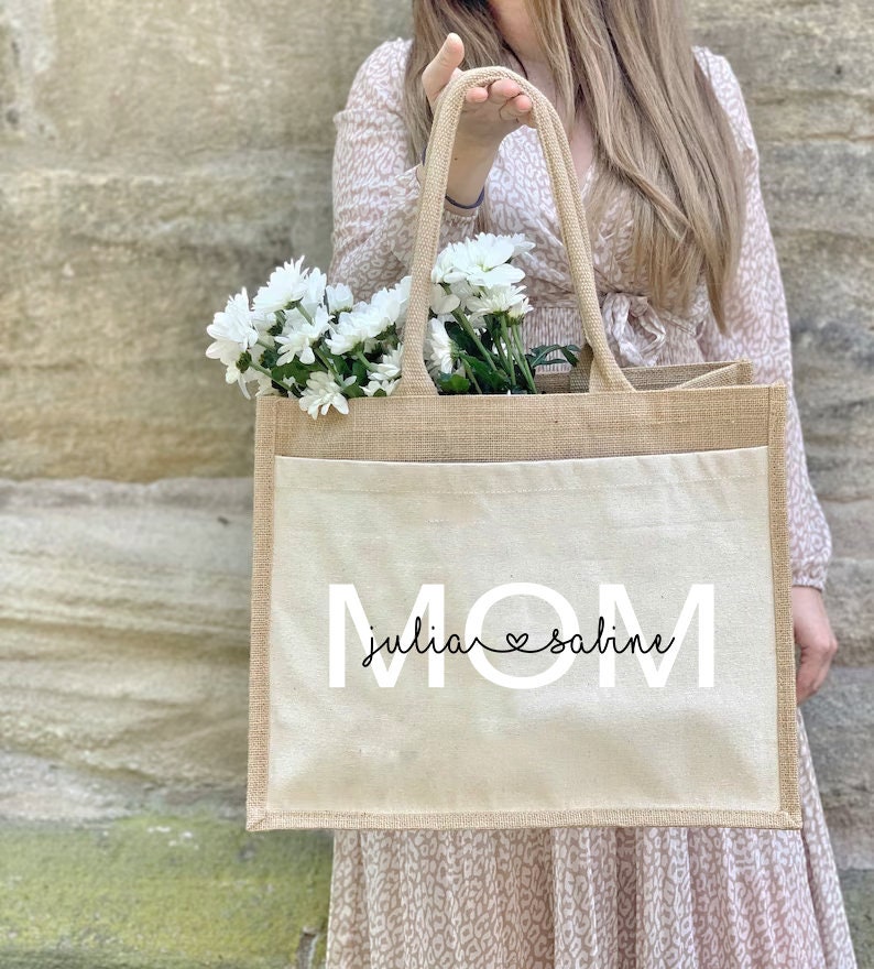 Nachhaltige MOM Jute-Tasche mit deinem Name & Initial personalisiert Geschenkidee Jute-Beutel Einkaufstasche aus Jute und Baumwolle Bild 2