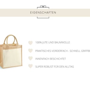 May include: A beige jute and cotton tote bag with a white cotton inner pocket. The bag has a brown leather handle and is labeled with the text "EIGENSCHAFTEN", "100% JUTE UND BAUMWOLLE", "PRAKTISCHES VORDERFACH - SCHNELL GRIFFBEREIT", "INNENFACH BESCHICHTET", and "SUPER ROBUST F&Uuml;R DEN ALLTAG".