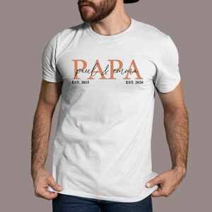 Camiseta Hombre Papá Personalizada con Nombres de los Niños Año de Nacimiento Regalo para el Día del Padre Regalo imagen 2