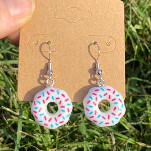White Sprinkle Donut Earrings | Donut earrings | Food Earrings | Donut jewelry | Food Jewelry | Gifts for her | teacher gift | donut lover