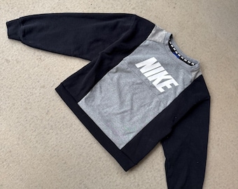 Reworked Hoodie / Upcycled Hoodie / Sweatshirt / Secondhand Clothing / Sustainable / Patchwork / Thrifted Recycled Apparel / Crewneck