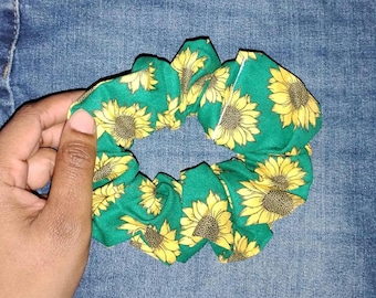 Coletero grande de algodón con diseño de girasol, hecho a mano.