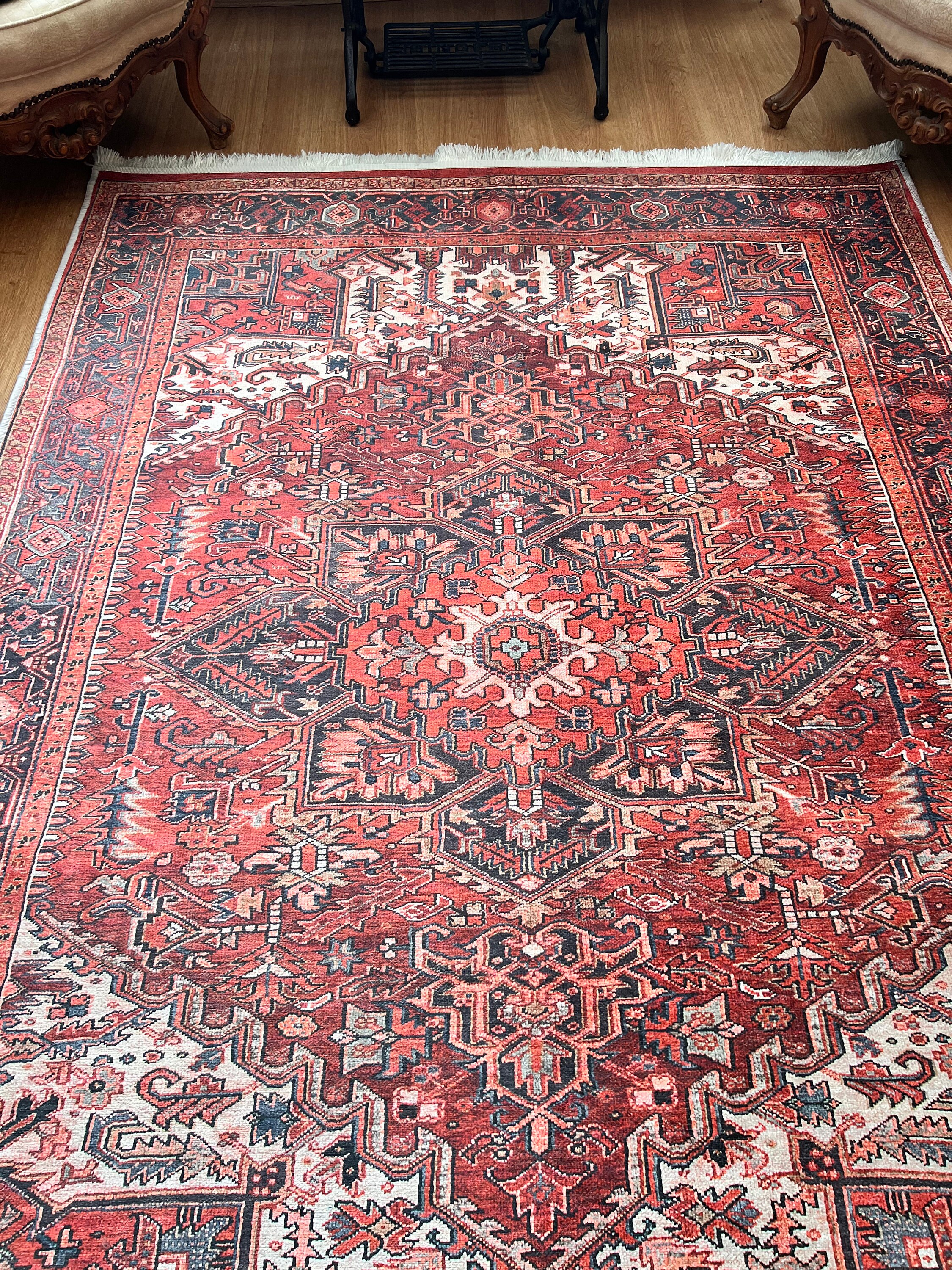 ペルシャ風バーガンディラグ Amazon｜大きなペルシャスタイルのラグ 伝統的なラグ バーガンディ 8 x