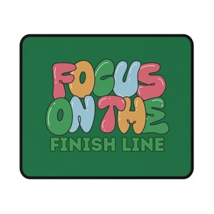 Alfombrilla de ratón antideslizante para juegos Focus on the Finish Line, alfombrilla de ratón motivacional, alfombrilla de ratón para corredores, alfombrilla de ratón inspiradora, regalo para corredores