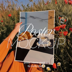 Maqueta de póster con persona, proporción DIN A, maqueta de detalle de primer plano, maqueta de marco de Photoshop PSD con manos, maqueta de impresión artística, maqueta con flores