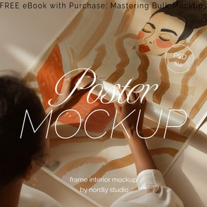 Vielfalt Poster Mockup mit Person, ISO A DIN Ratio, Nahaufnahme Detail Mockup, PSD Photoshop Mockup, Rolled Print Mockup, Minimal Modern