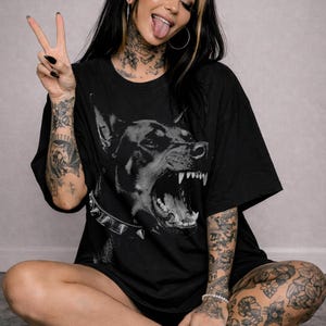 Comfort Colors Doberman T-Shirt, Vintage Dog Graphic Tee, Oversized Streetwear Shirt