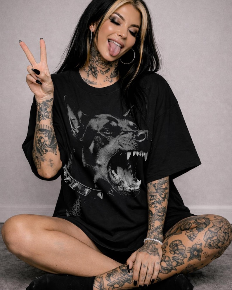 Comfort Colors Doberman T-Shirt, Vintage Dog Graphic Tee, Oversized Streetwear Shirt