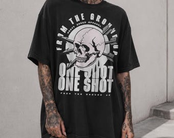 Camiseta unisex negra Comfort Colors® From The Ground Up con estampado de calavera y tatuaje / Top de estilo urbano alternativo