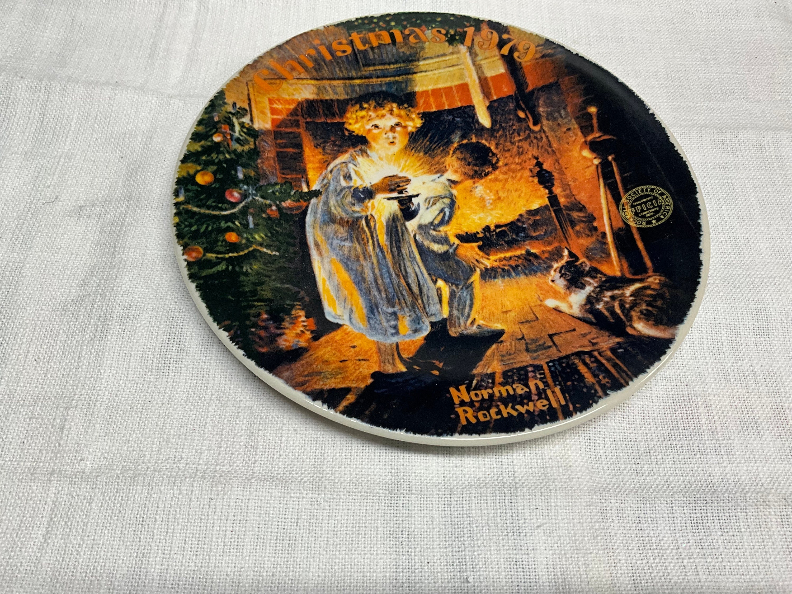 Somebody’s up there 1079 Limited Edition Norman Rockwell Christmas Plate