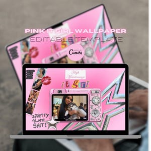 以下が含まれることがあります： 「PINK IT GIRL WALLPAPER EDITABLE TEMPLATE」のテキストが入ったピンク色のデジタル壁紙デザイン。女性が子犬を抱いている写真が入ったピンク色のカメラグラフィックが含まれています。「High Maintenance」と「it Girl」の文字も表示されています。
