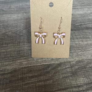 Pink coquette Dangle Earring